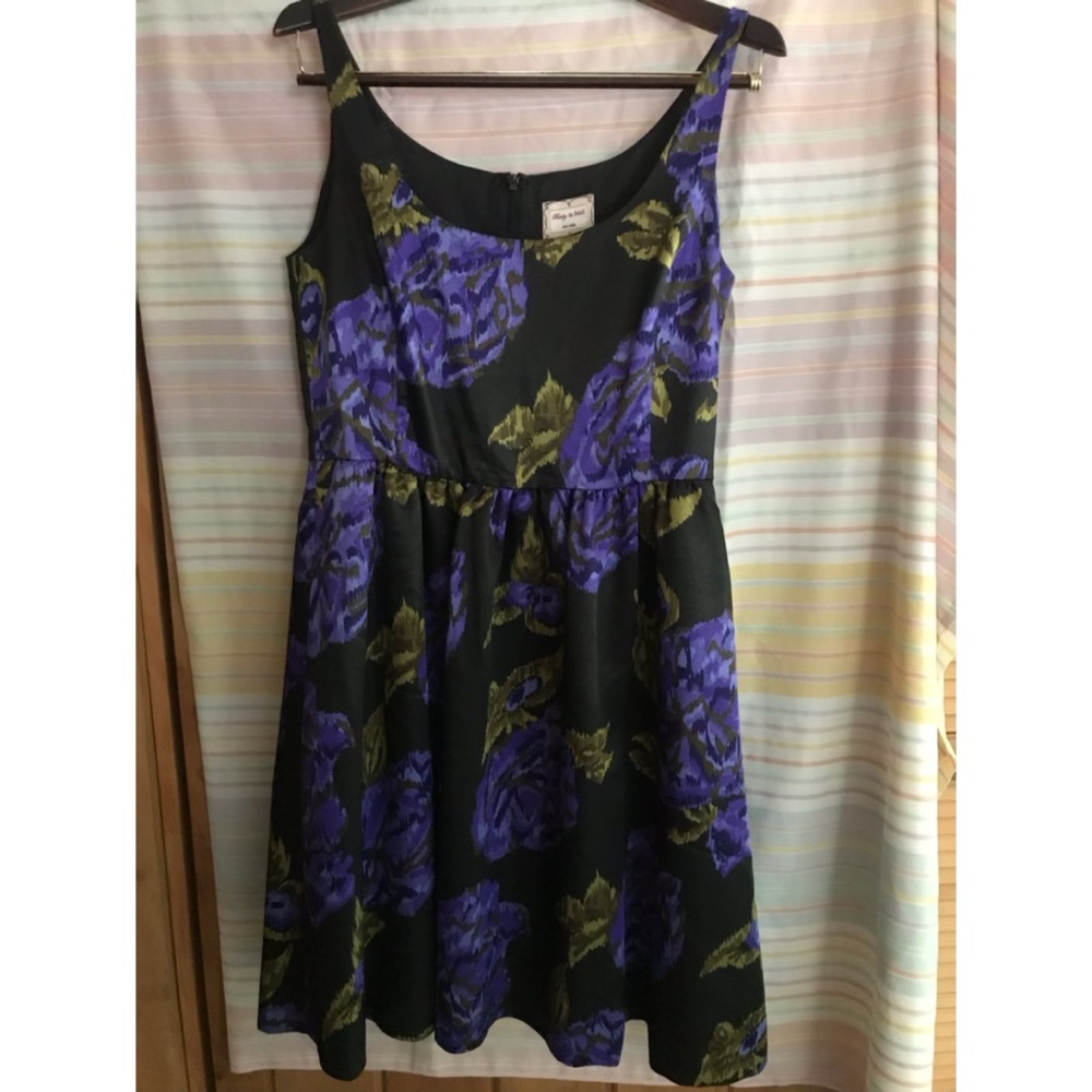 Black purple floral dress.